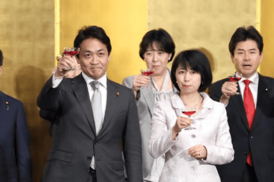 玉木雄一郎妻