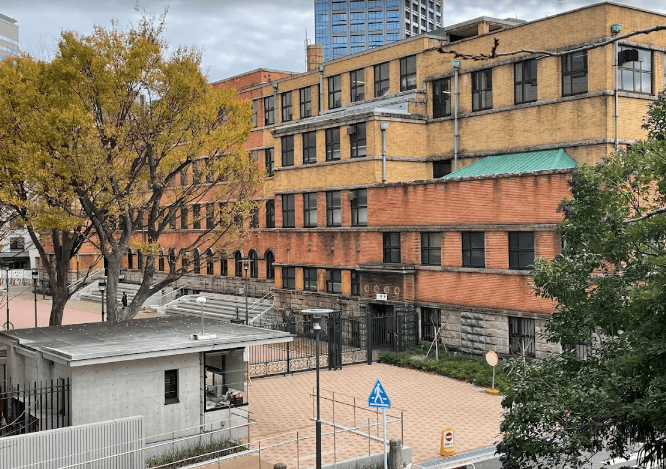 上智大学