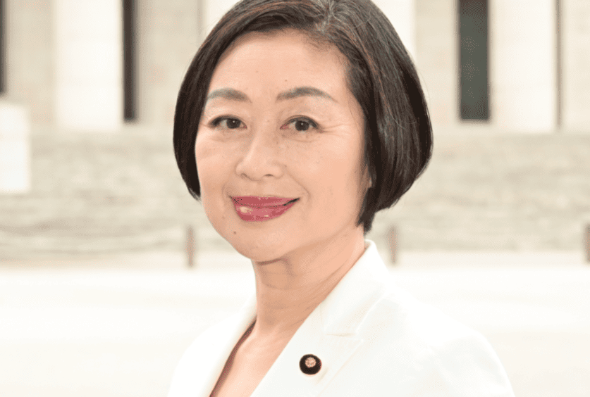 櫛渕万理