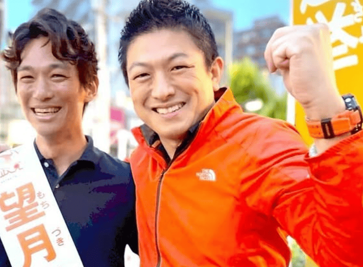 望月まさのりと神谷宗幣