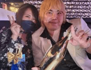 ホスト時代のへずまりゅうと妻しいちゃん