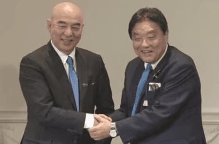 共同代表に就任した、百田尚樹と北村たかし
