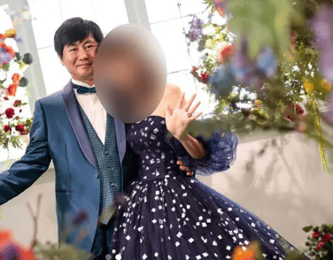 鈴木敦と現在の妻と マタニティフォト