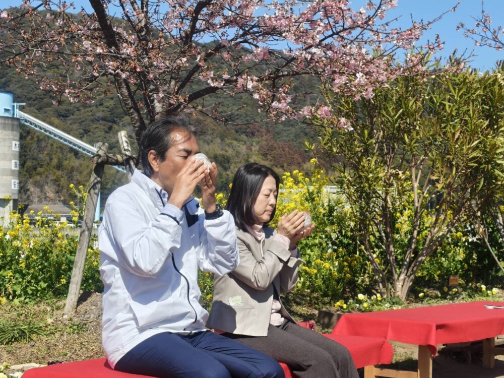 伊藤拓と妻