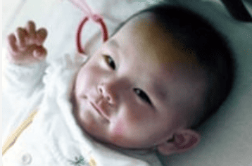 乳幼児期の小林鷹之