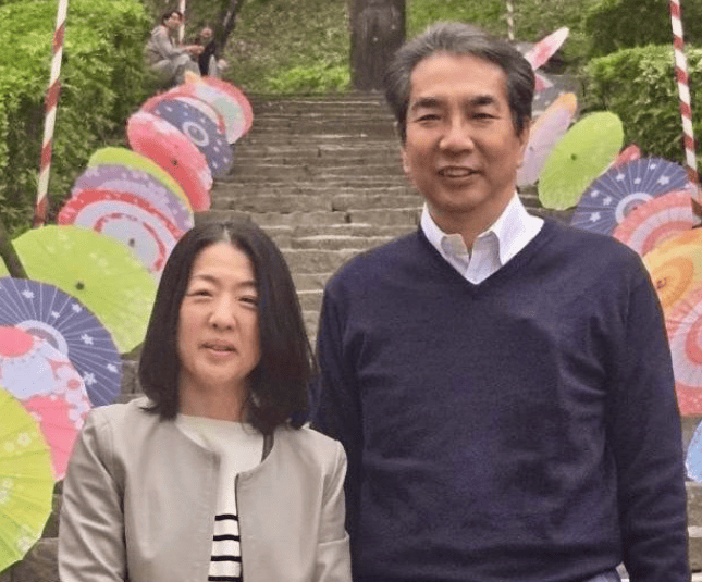 江藤拓と妻順子「江藤拓日常活動報告より」2026年3月