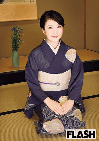 「剣璽等承継の儀」の和装姿の片山さつき