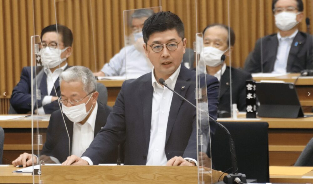 山本健