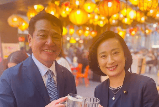 安井県議と田島麻衣子